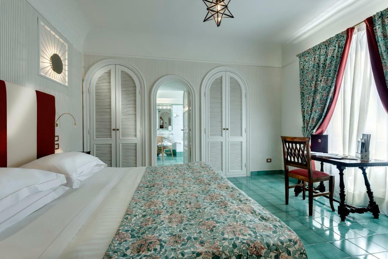 Augustus Lido Hotel ฟอร์เต เดย์ มาร์มี ภายนอก รูปภาพ